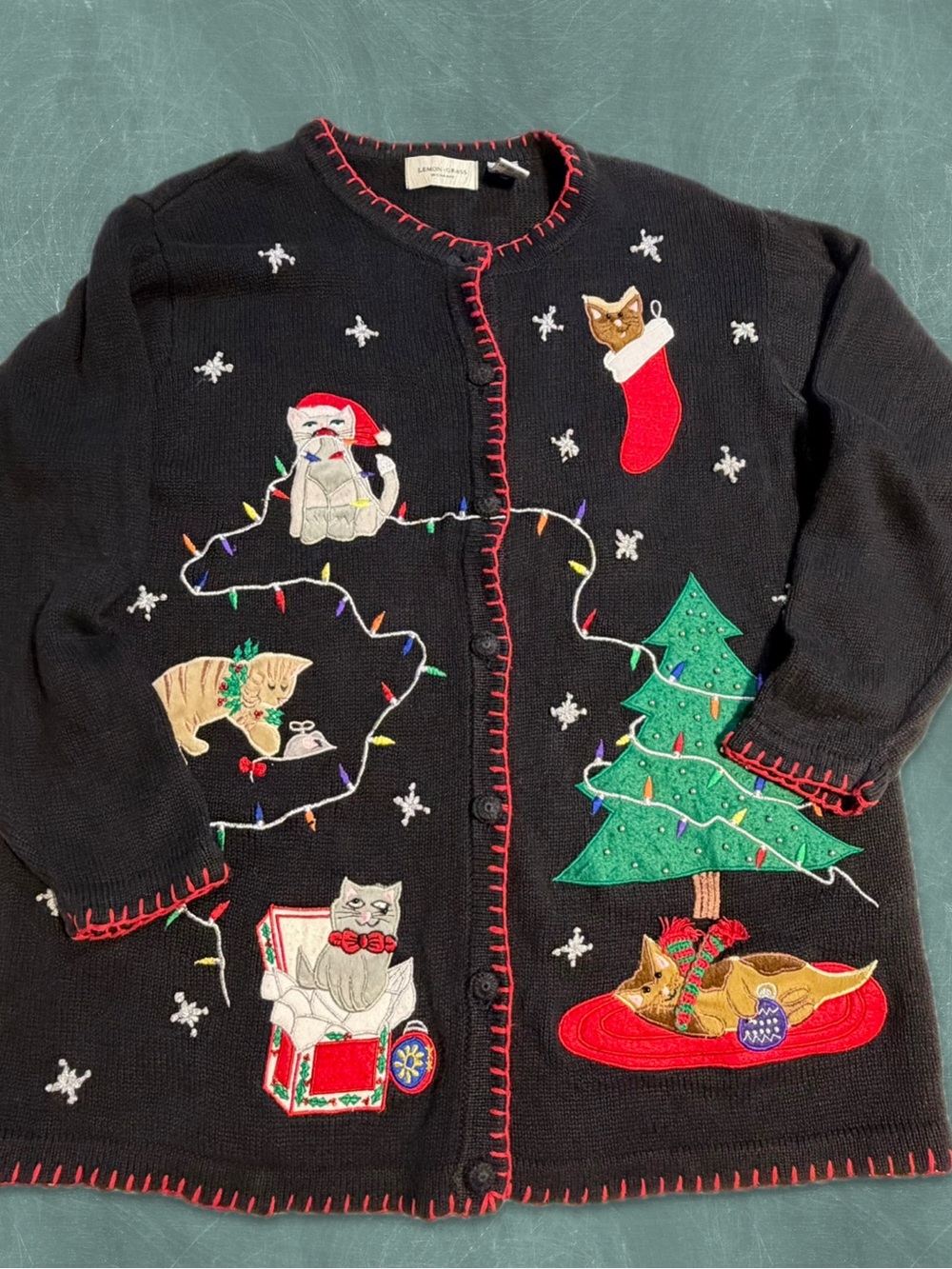VINTAGE Christmas Cats sweater cardigan kitty stocking tree present meow 90s y2k